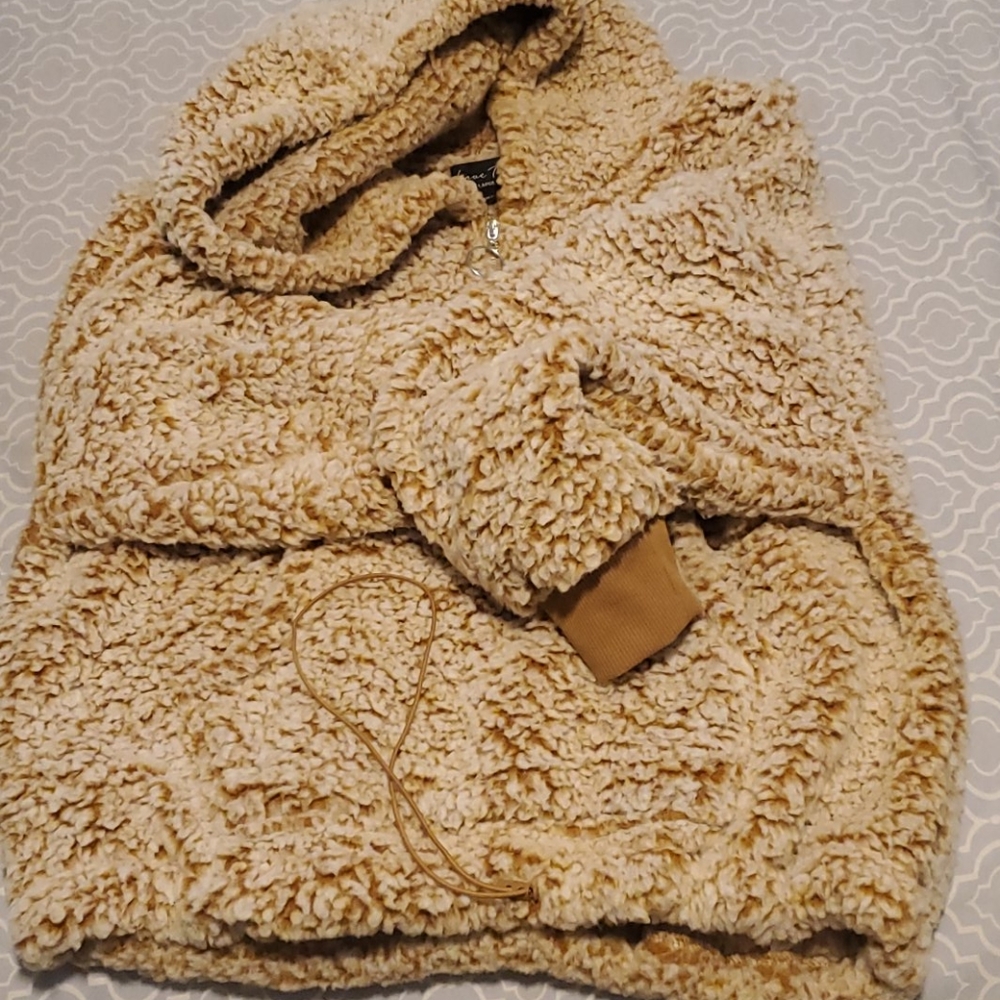 Sweater with hat super soft - Picture 9 of 11